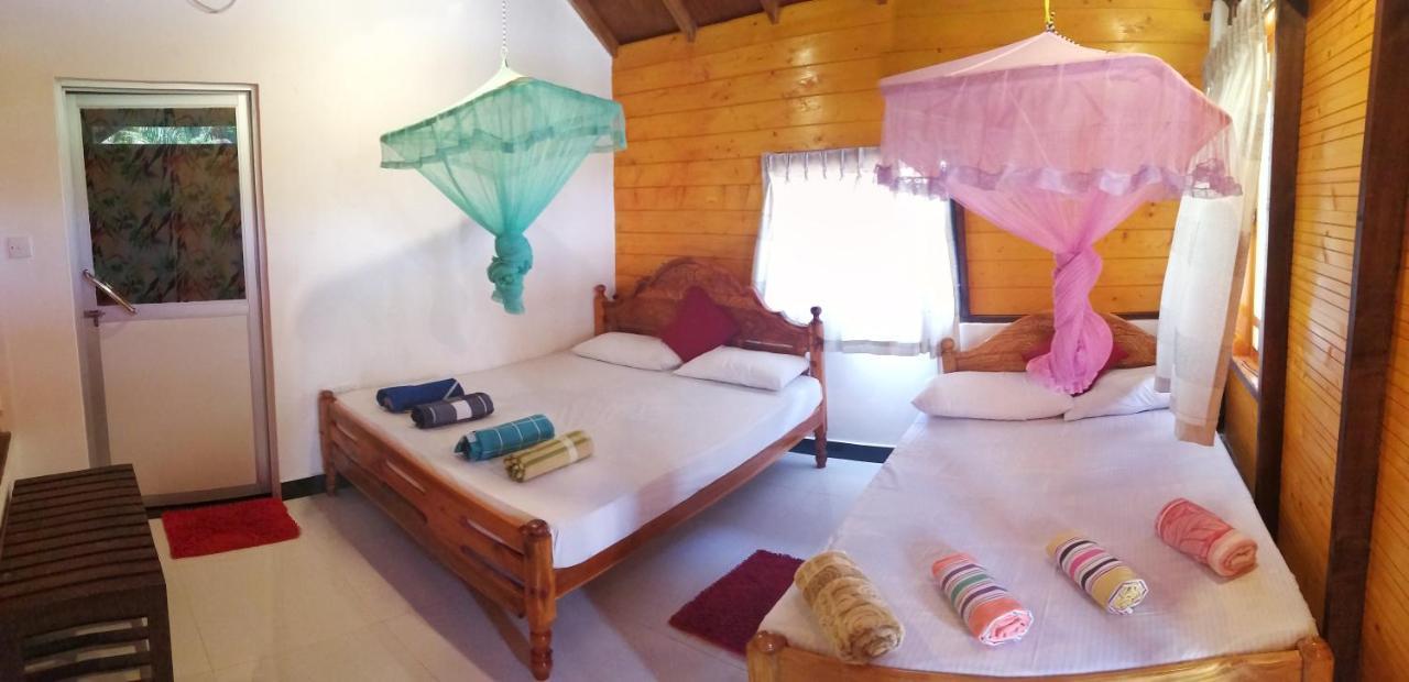 Dot Bey Beach Cabana Triquinimale Exterior foto