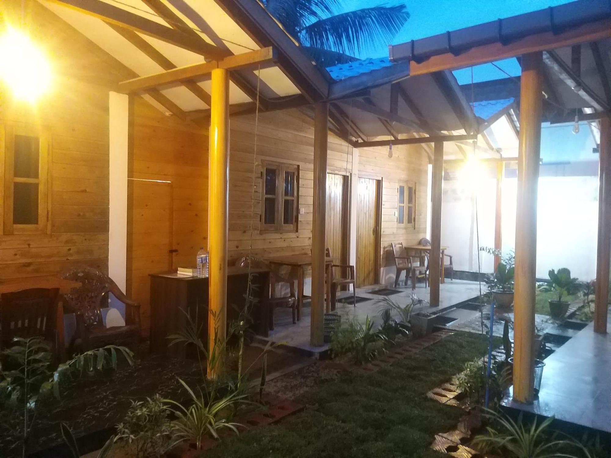 Dot Bey Beach Cabana Triquinimale Exterior foto