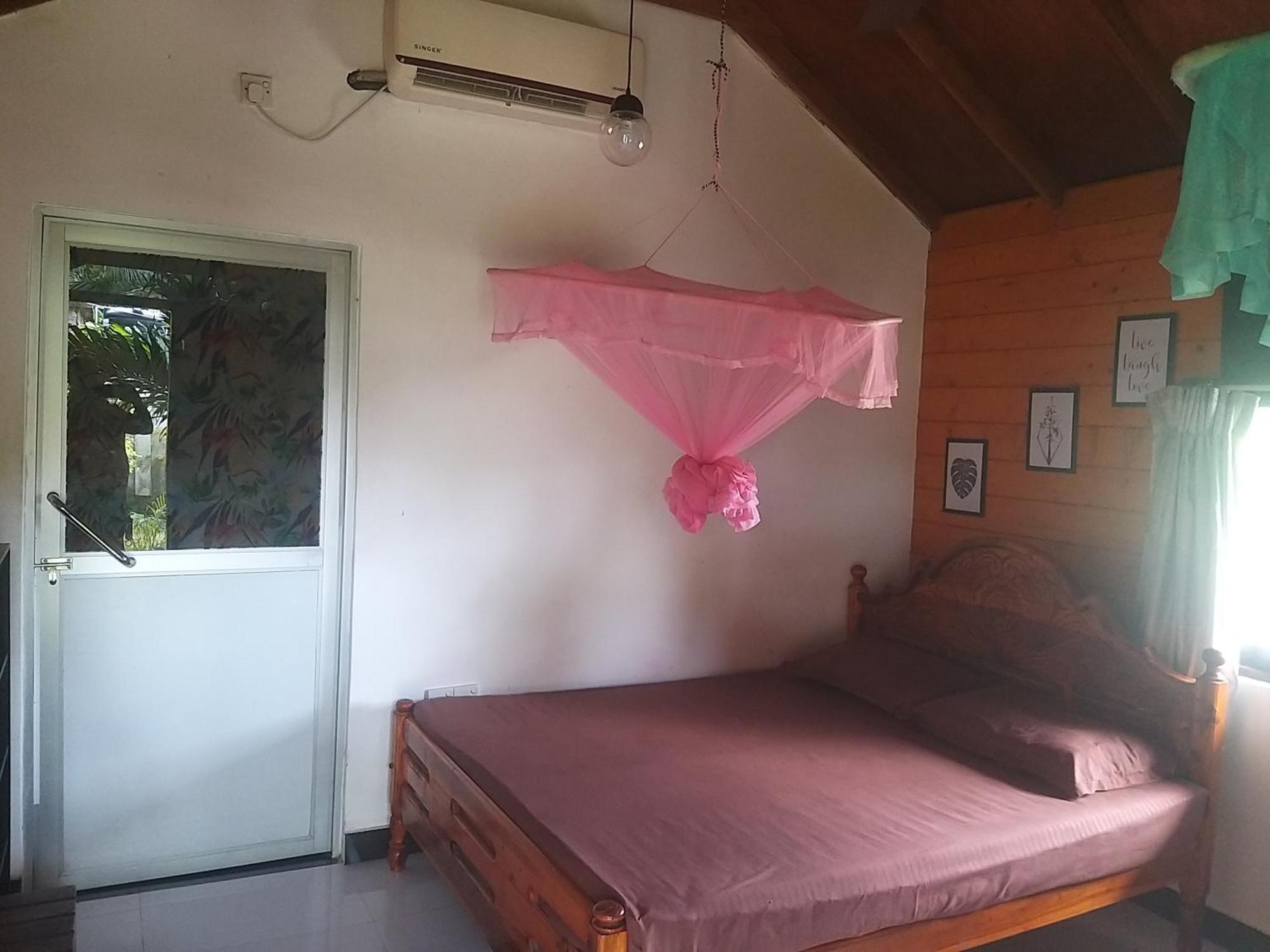 Dot Bey Beach Cabana Triquinimale Exterior foto
